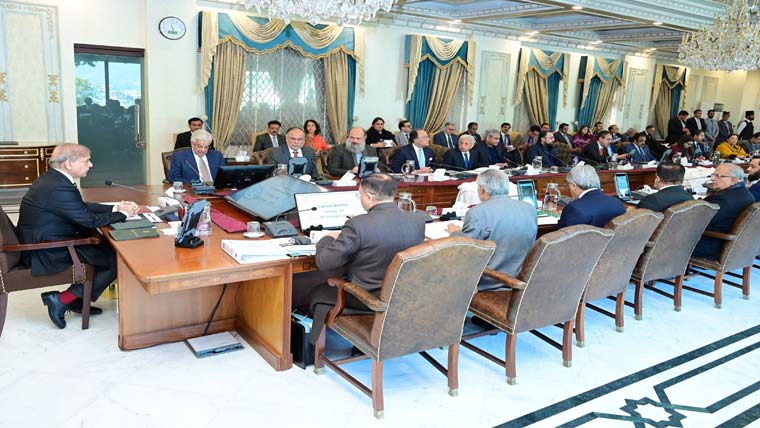 وفاقی کابینہ نے مزید 8 آئی پی پیز کے ٹیرف ریویو کی منظوری دیدی