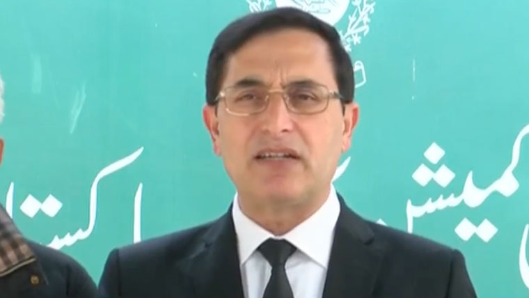 آئین کے مطابق انٹراپارٹی الیکشن کرائے، بانی ہی پی ٹی آئی کا نشان ہیں: بیرسٹر گوہر