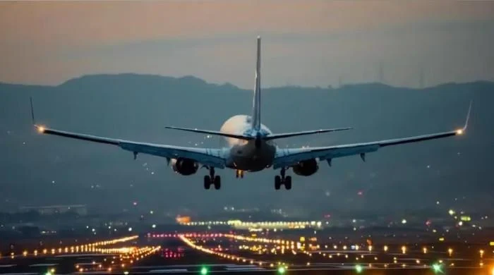 جنگ بندی کے باوجود 24 بھارتی ائیرپورٹ بند، 444 پروازیں منسوخ