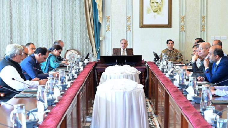 وزیراعظم کی وزارتوں کی کارکردگی بڑھانے کیلئے ماہرین کی خدمات لینے کی ہدایت