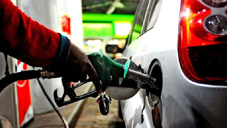 پٹرولیم مصنوعات کی قیمتوں میں آئندہ 15 روز کیلئے اضافے کا امکان