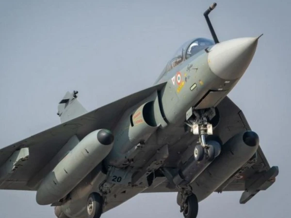 3 ماہ میں تیسرا حادثہ! راجستھان میں بھارتی فضائیہ کا طیارہ گر کر تباہ