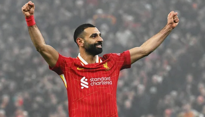 محمد صلاح نے تیسری مرتبہ سال کے بہترین فٹبالر کا ایوارڈ جیت لیا