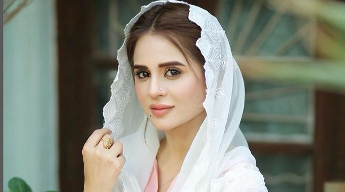 پروڈیو سر نے مرکزی کردار کیلئے انتہائی نامناسب مطالبہ کیا: حفصہ بٹ