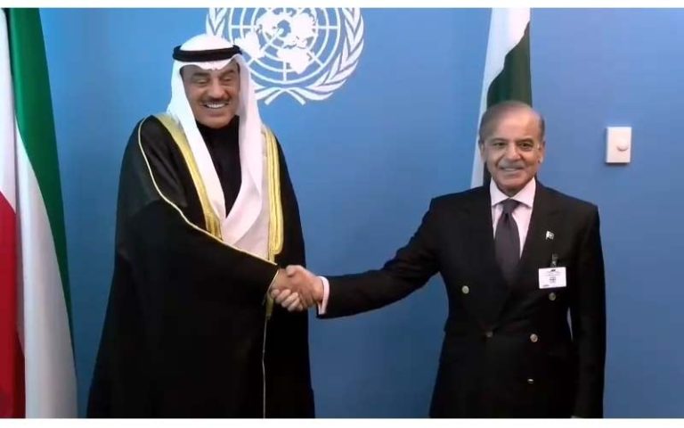 وزیراعظم سے کویت کے ولی عہد کی ملاقات، دو طرفہ اور کثیر الجہتی فورمز پر تعاون کے عزم کا اعادہ