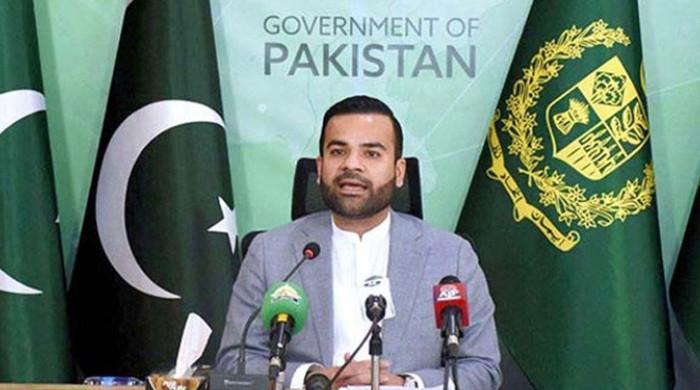 27 ویں ترمیم میں کوئی جلد بازی نہیں اور آئین آسمانی صحیفہ نہیں جسے تبدیل نہیں کیا جاسکتا: وزیر مملکت قانون