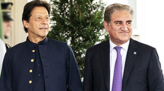 سابق پی ٹی آئی رہنماؤں کا وزیراعظم کو خط، شاہ محمود کو پیرول پر رہا کرنیکا مطالبہ، عمران نظرانداز