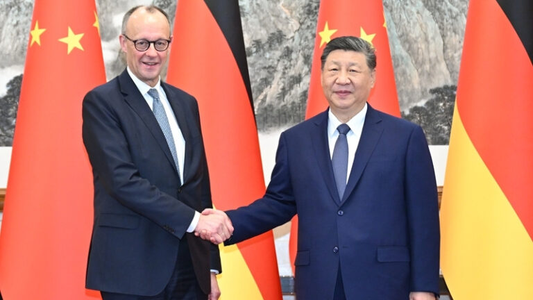 چینی صدر شی جن پھنگ سے جرمن چانسلر فریڈرش میرس کی ملاقات