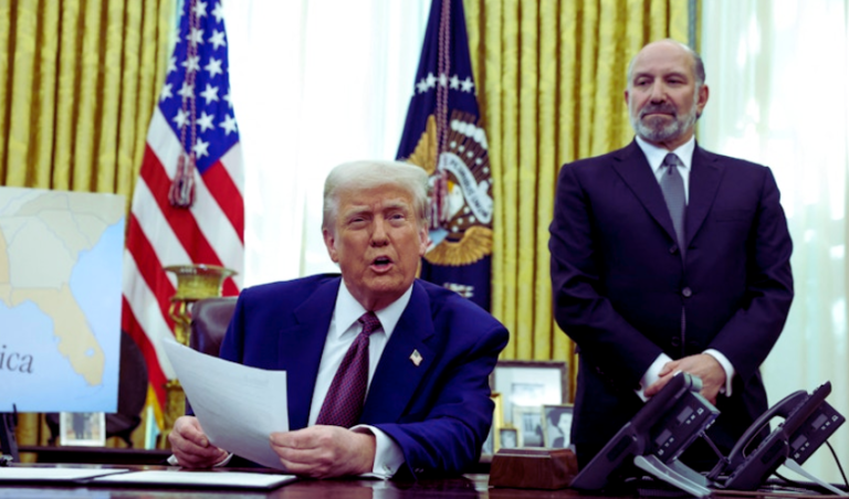 امریکی صدر نے ٹریڈ ایکٹ کے تحت تمام ممالک پر 10 فیصد ٹیرف عائد کر دیا