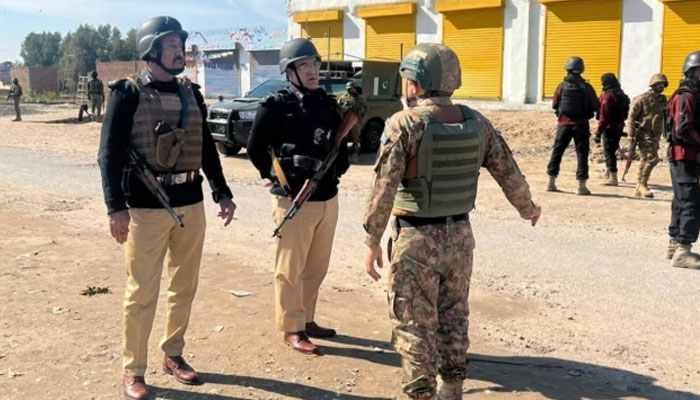 ڈی آئی خان :تحصیل کلاچی میں کرفیو نافذ،گاڑیوں،موٹر سائیکل کی آمدورفت پر پابندی