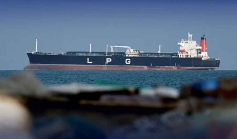 آبنائے ہرمز کی امریکی ناکہ بندی کشیدگی میں اضافہ کرے گی، چین