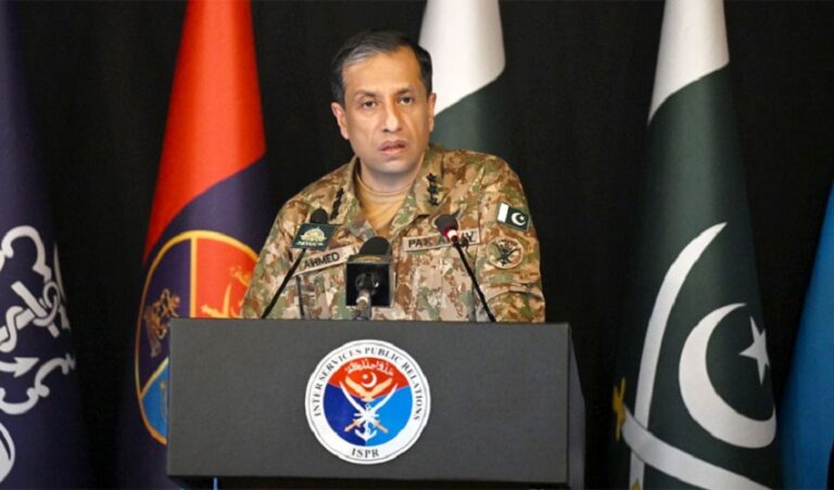 بھارت اگلے پچھلے دونوں سندور کی تیاری کرلے، ہم اس وقت بھی تیار تھے اب بھی تیار ہیں، ترجمان پاک فوج
