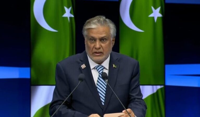 علاقائی امن کیلئے مذاکرات، سفارتکاری، ثالثی کی کوششوں پر کاربند ہیں،اسحاق ڈار