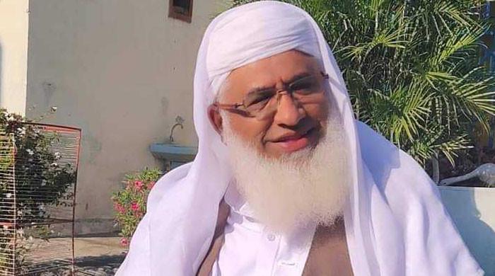مولانا ادریس قتل: کیمروں کی مدد سے جائے وقوعہ کی تصاویر حاصل کرلی گئیں، ایک دہشتگرد کی شناخت