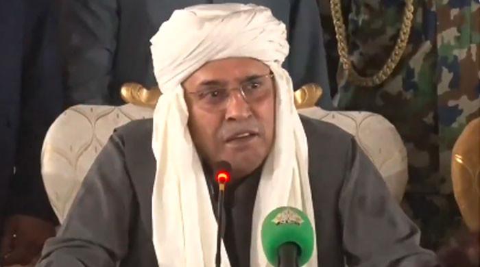 ہم سب مل کر اسٹیبلشمنٹ کے ہاتھ مضبوط کرینگے: صدر آصف علی زرداری