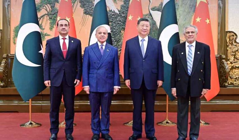 پاکستان اور چین کا دہشتگردوں کیخلاف واضح مؤقف: وزیر اعظم کے دورہ چین کا مشترکہ اعلامیہ جاری