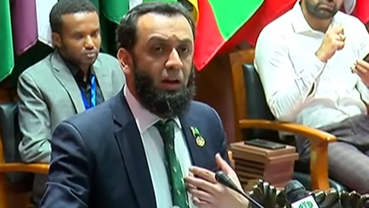 ماحولیاتی تبدیلی بڑا چیلنج، شعور کے بغیر محفوظ مستقبل ممکن نہیں: عطا تارڑ