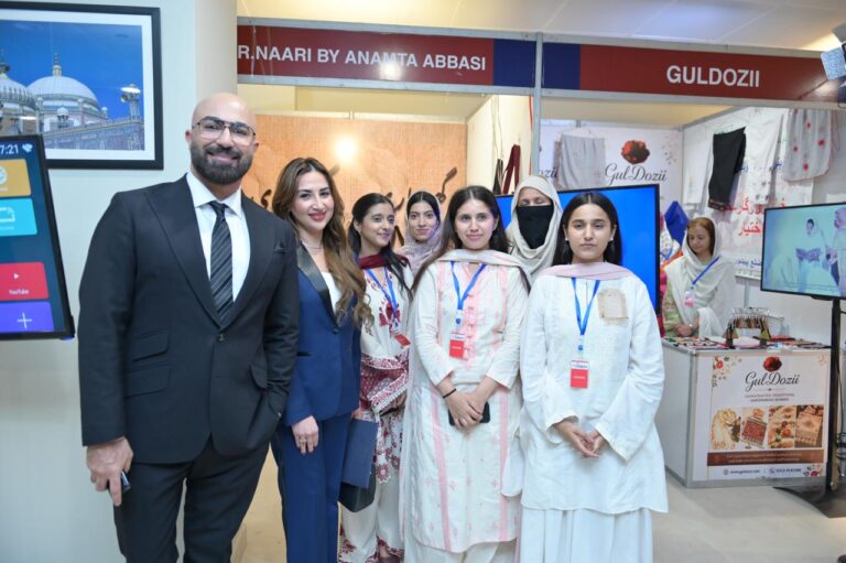 امریکہ کے یومِ آزادی کی تقریبات کے سلسلے میں امریکی سفارتخانہ کی جانب سے انٹرپرینیورشپ نمائش کا انعقاد