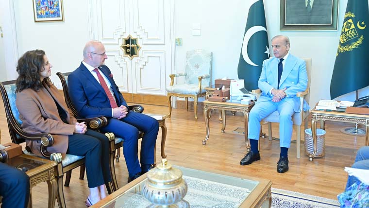 وزیراعظم سے کروشین وزیر خارجہ کی ملاقات، باہمی تعاون کے فروغ پر اتفاق