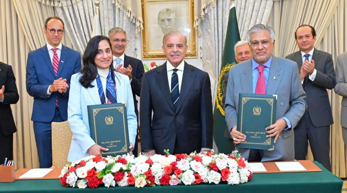 پاکستان اور کینیڈا کا تجارت اور سرمایہ کاری کو دوبارہ فعال کرنے پر اتفاق