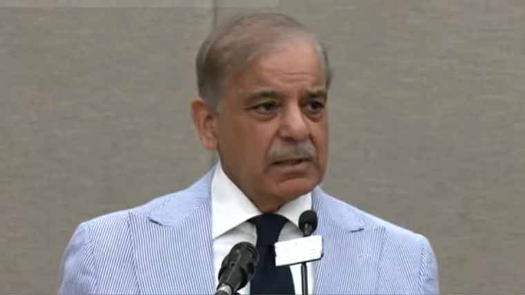 بلوچستان کے مسائل ڈائیلاگ سے حل ہونے چاہئیں، وسائل پر پہلا حق عوام کا ہے: وزیراعظم