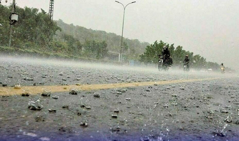 راولپنڈی،اسلام آباد سمیت پنجاب کے مختلف شہروں موسلا دھار بارش سے جل تھل ایک ہوگیا