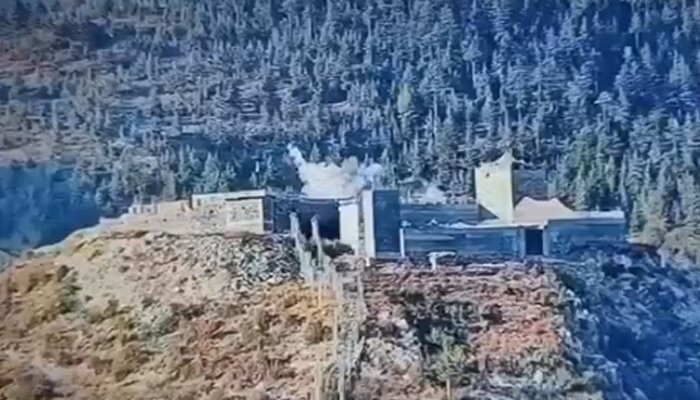 پاک فوج نے کُرم سیکٹر سے فتنہ الخوارج کی دراندازی کی کوشش ناکام بنا دی، افغان طالبان متعدد پوسٹیں چھوڑ کر فرار