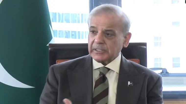 پاکستان خطے میں امن کے قیام کیلئے اپنا بھرپور کردار ادا کر رہا ہے: وزیراعظم