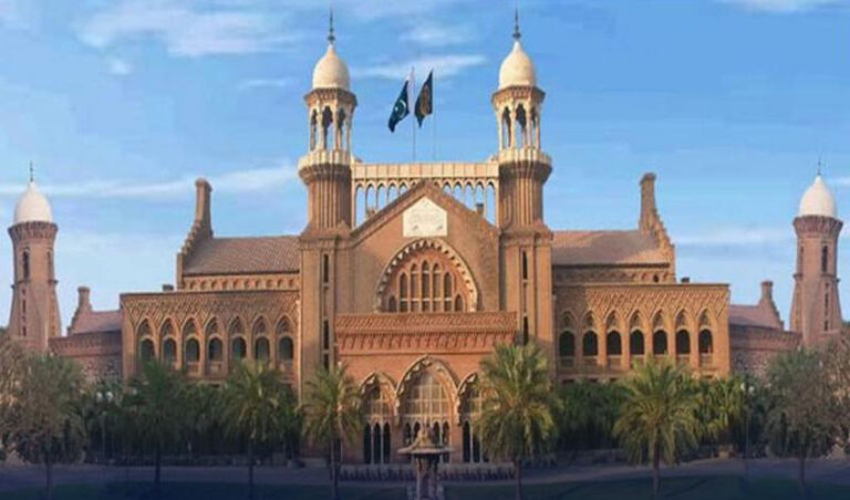 نابالغ بچوں کے نان و نفقہ پر اہم فیصلہ، والدین کی رضامندی سے بھی خرچہ کم یا معاف نہیں ہوسکتا،عدالت