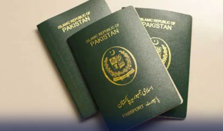 مشین ریڈ ایبل پاسپورٹس کا 22 سالہ سفر اختتام پذیر، آج سے صرف ای پاسپورٹس جاری ہوں گے